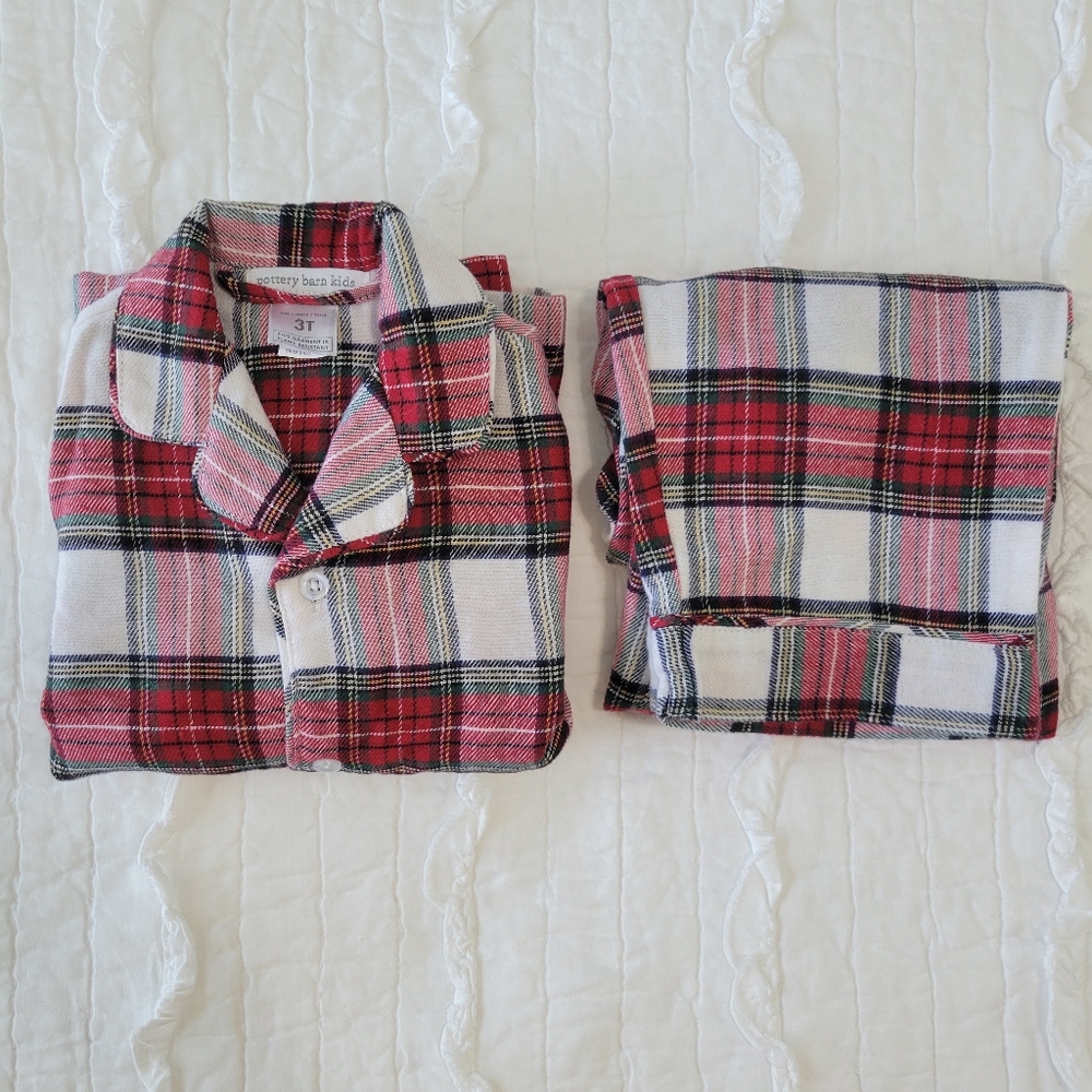 Pottery Barn Kids Stewart Plaid Flannel PJ Set 3T EUC Long Sleeve Top & Pant